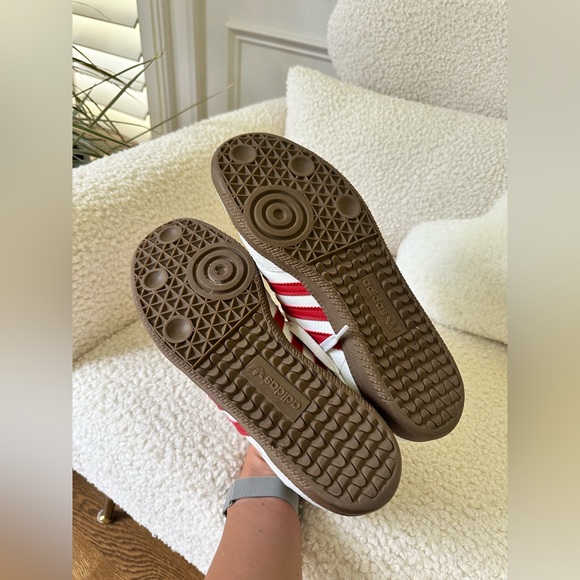 Adidas Samba OG Shoes. White and Red Sneakers Vintage Classic Design, size 10.5 - Picture 6 of 8